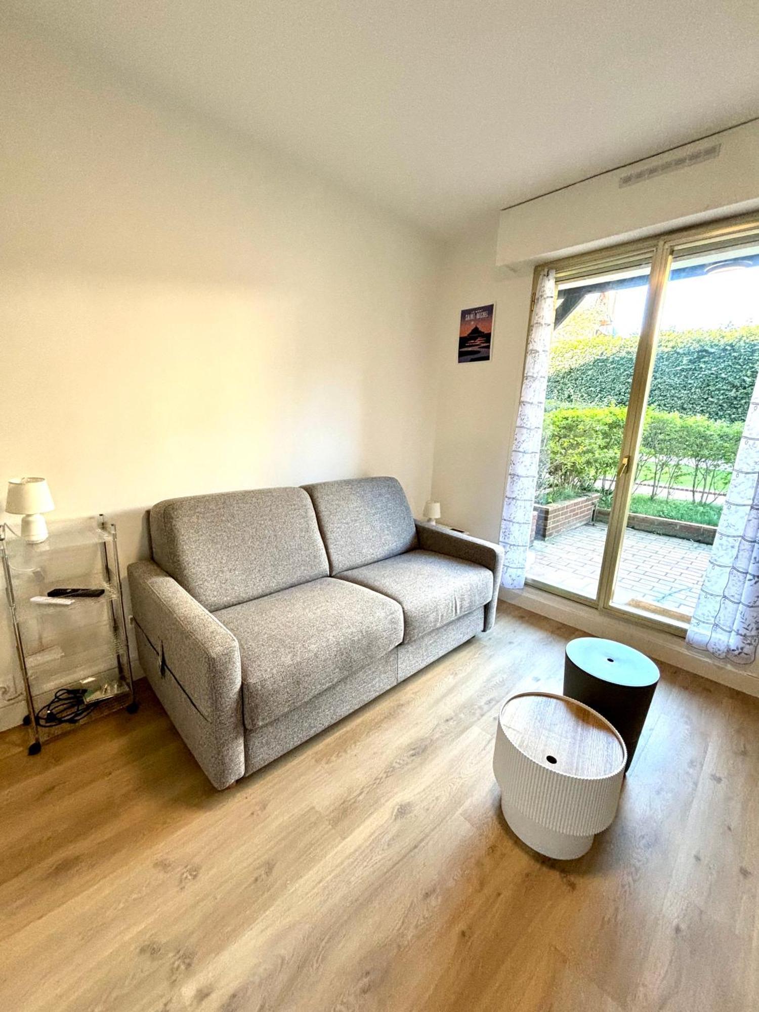 Studio En Rez De Jardin Deauville Centre Et Plage Exterior photo